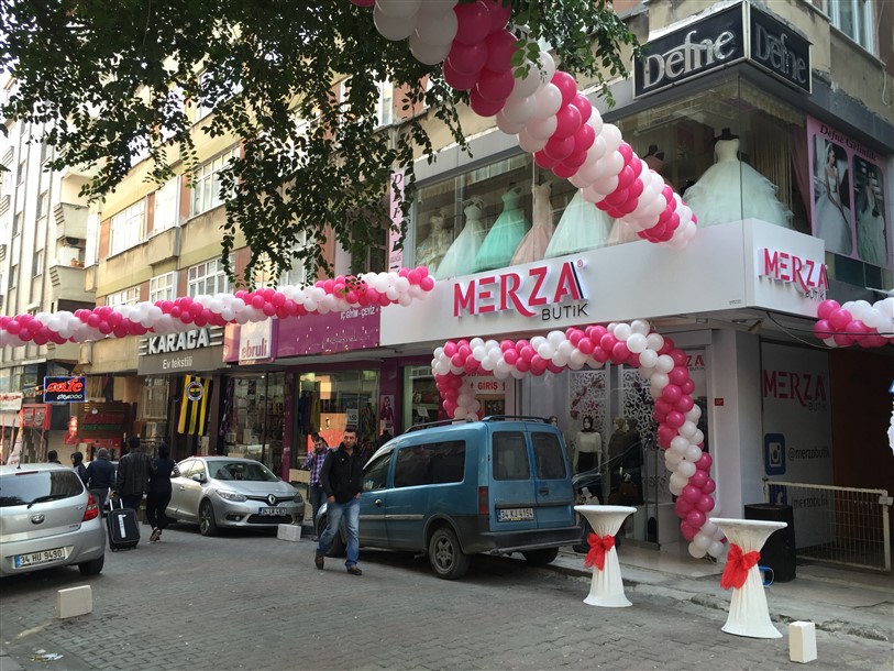 Kadıköy butik mağaza açılış organizasyonu